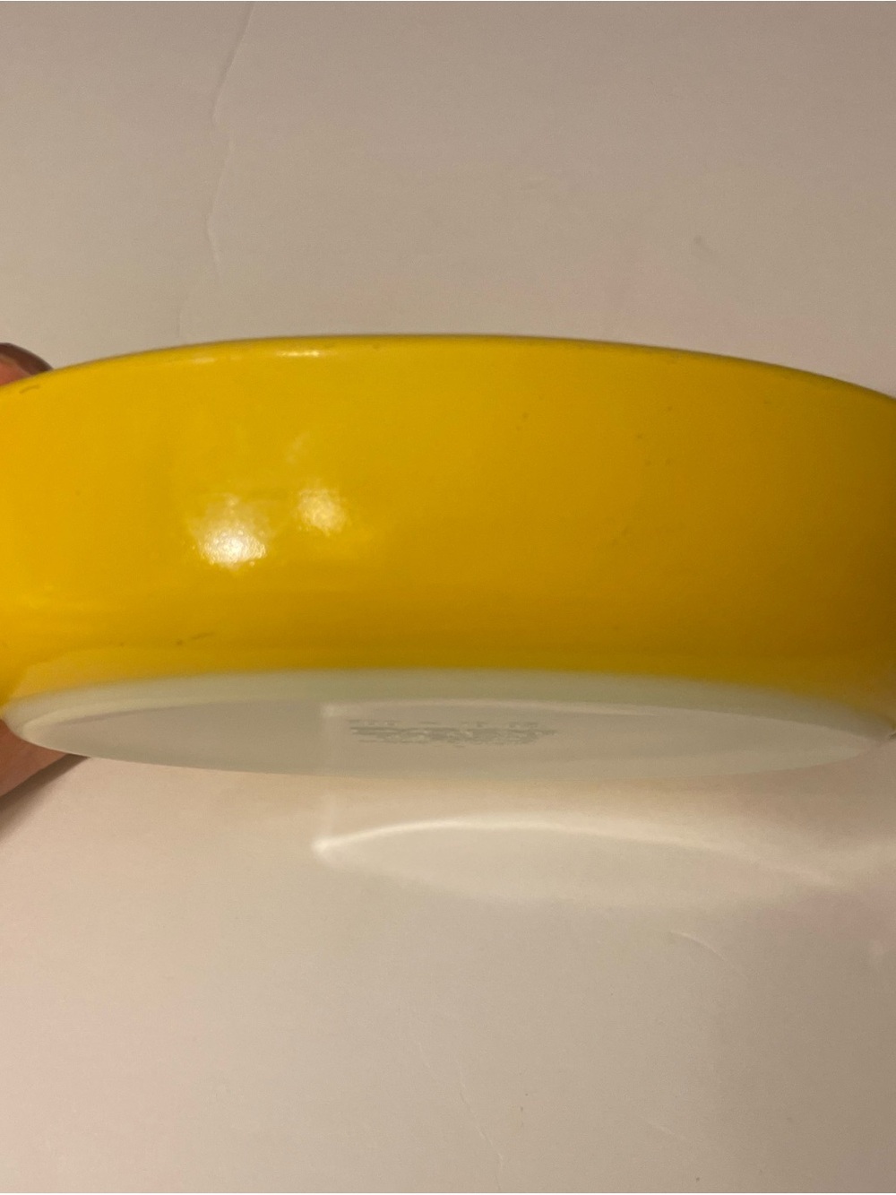 Vintage Pyrex Tableware by Corning #700 Yellow Au Gratin Dish Casserole Pixie - Picture 5 of 7